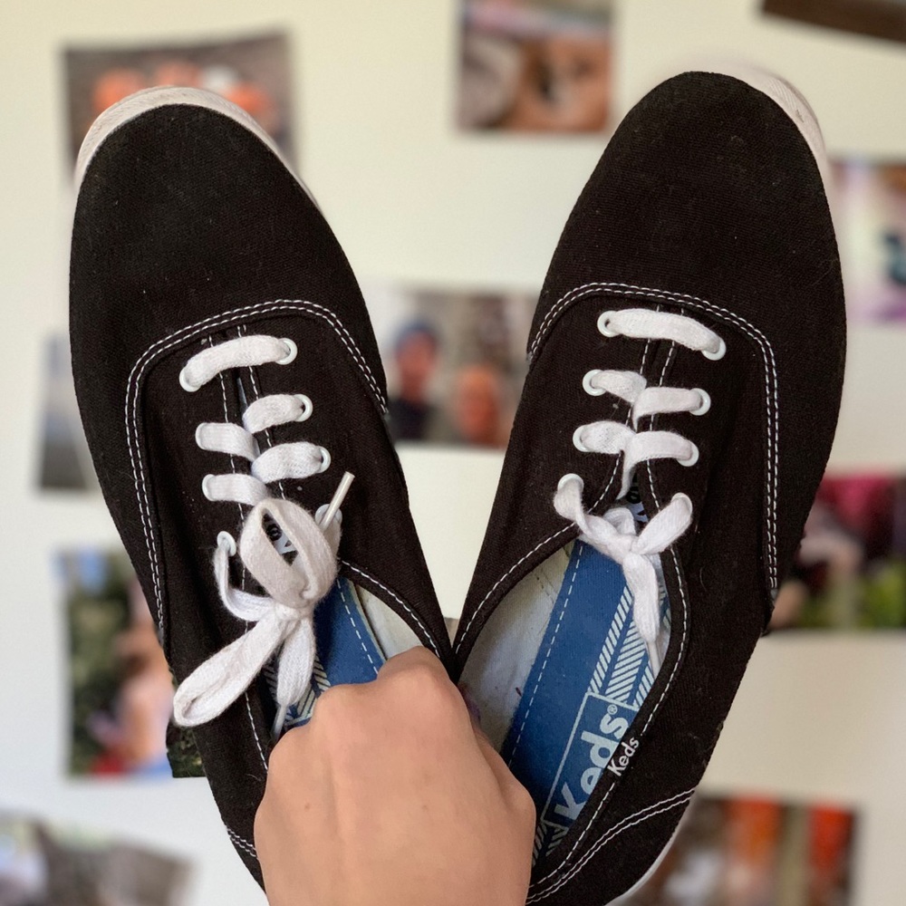 WOMENS BLACK KEDS SNEAKERS